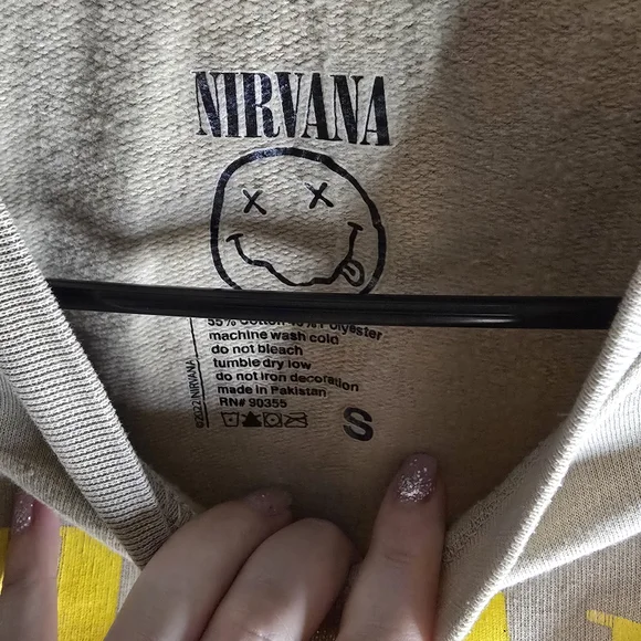 NIRVANA Beige Smiley Face Top - Picture 3 of 3